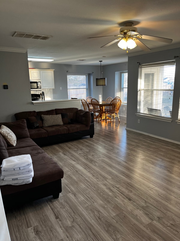 Building Photo - 1005 Betty Baker Cove