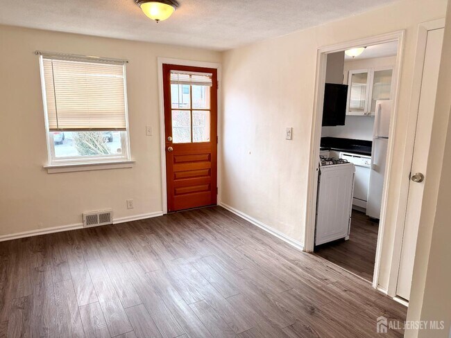 Photo - 139 Newman St