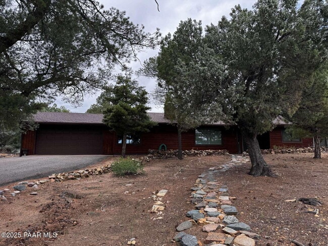 Building Photo - 152 N Equestrian Way Rental