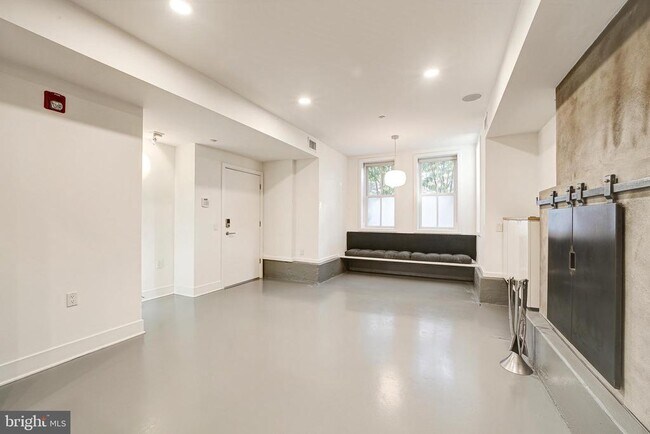 Photo - 1517 Church St NW Unit A