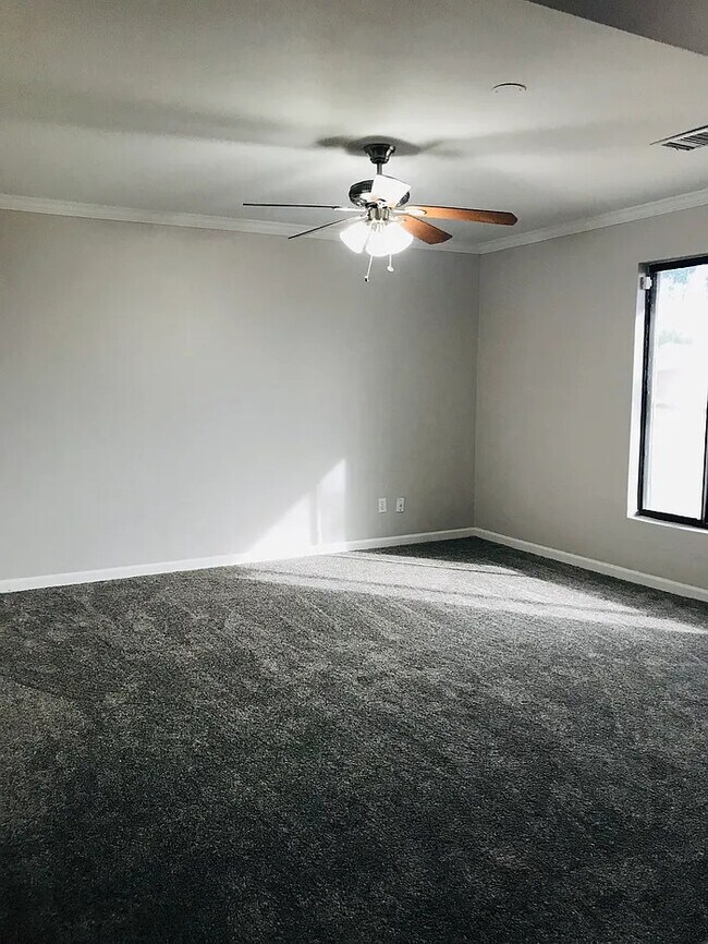 Photo - Beautiful 3 bedroom home