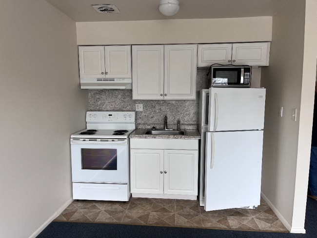 Photo - 200 3rd Ave Unit B5