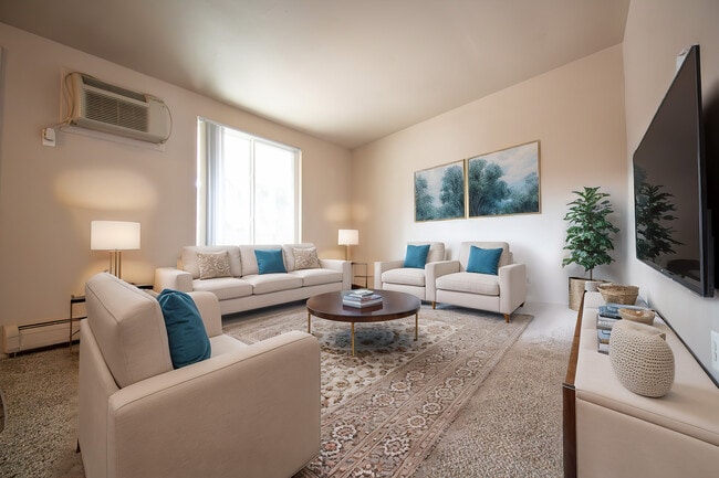 Photo - Wildwood Apartments