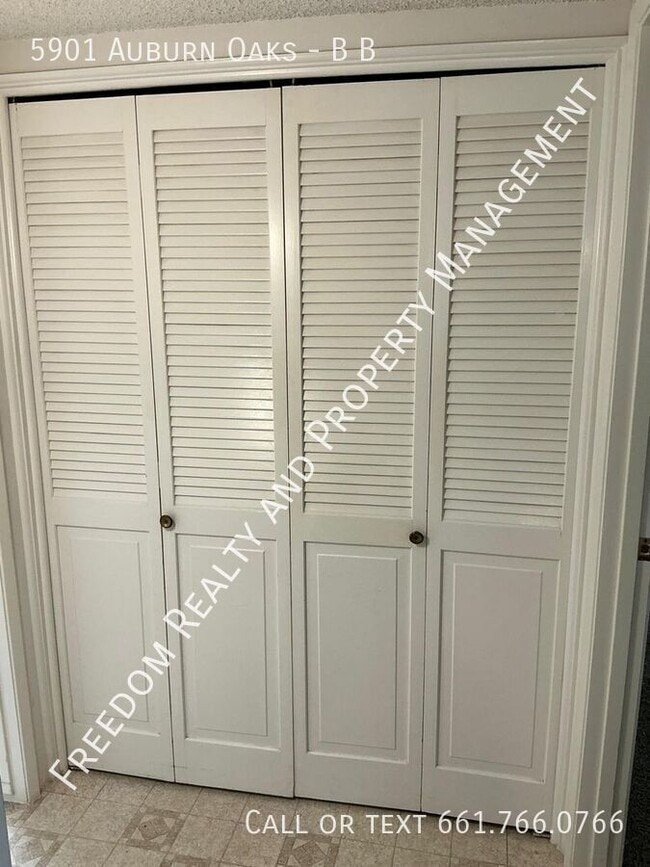 Photo - 5901 Auburn Oaks Dr Unidad B B