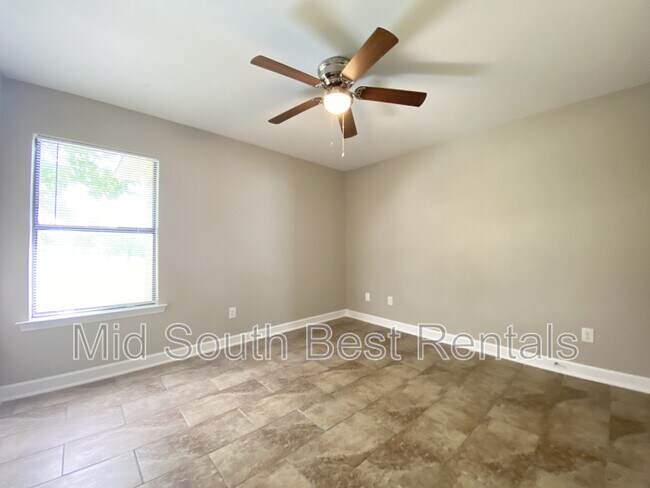 Photo - 1116 Ruth Ann Dr