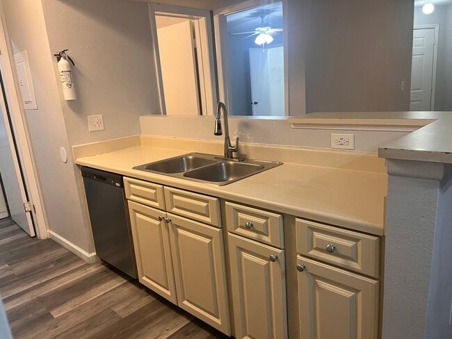 Photo - COMING SOON!!! 2 BED / 2 BATH CONDO (ACROSS FROM CELEBRATION - NEAR DISNEY) Unit 500 #305