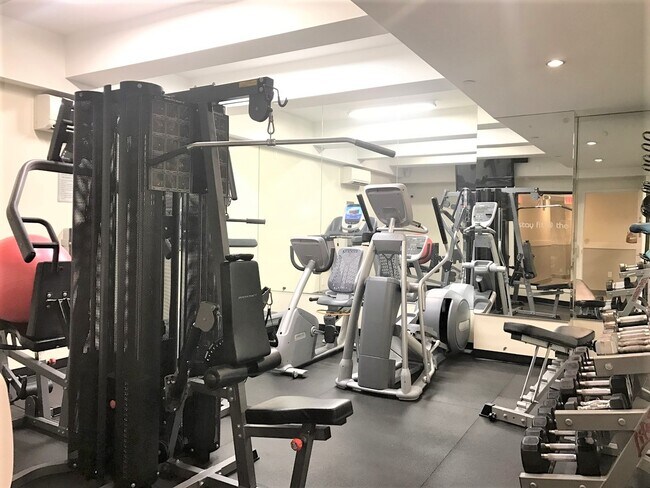 Photo - L at 30th Drive