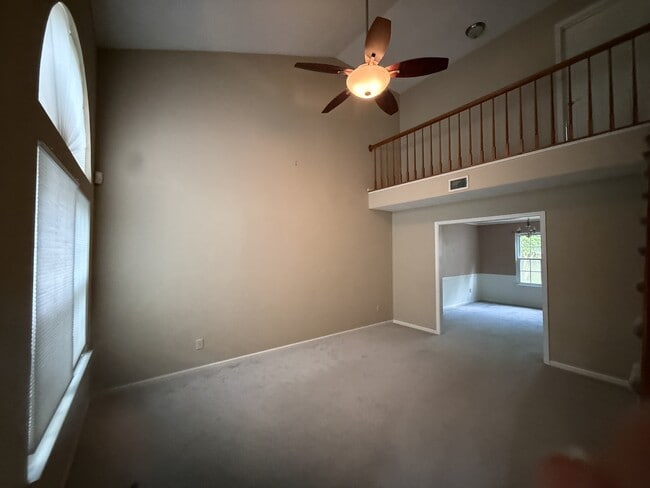 Photo - 3813 Sterncroft Dr