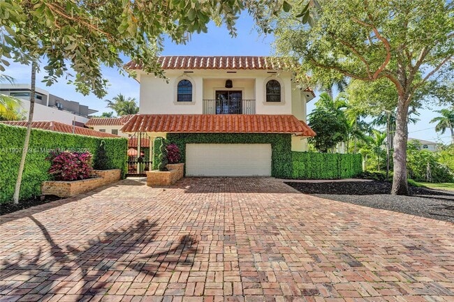 Photo - 2035 NE 31st Ave