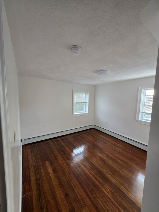 1928 Smith St Unit 2