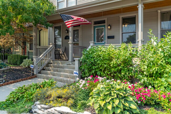 Photo - 933 N 4th St