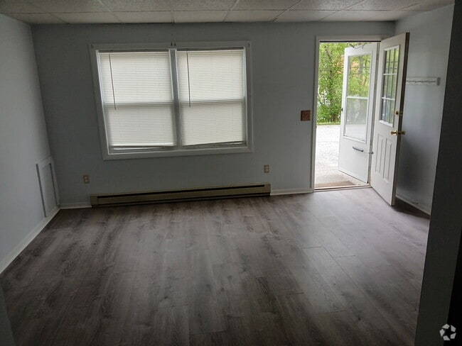 Building Photo - 404 Washington St Unit 404-4 Rental