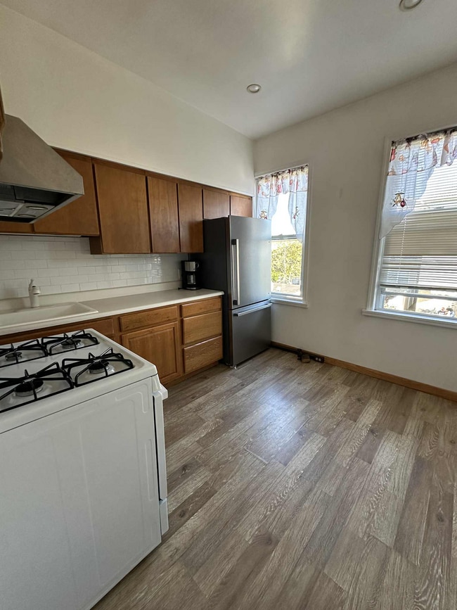 Photo - 192 Kearny Ave Unit 2