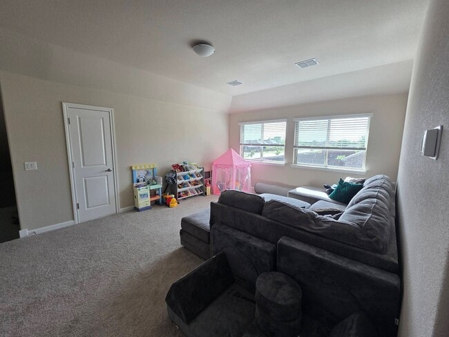 Photo - 1105 Goldenrod Dr
