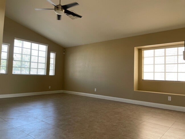 Photo - 4906 High Creek Dr