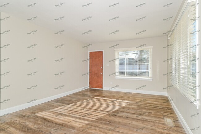 Photo - 1115 Ann Ave