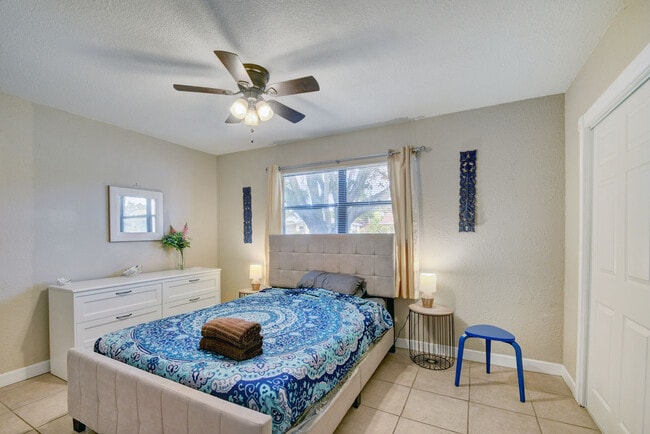 Photo - 101 SW 10th Ave Unidad 101 SW 10th Ave.