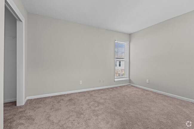 2BR Townhome