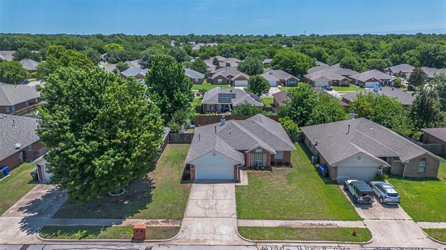 Photo - 1713 Sumac Dr