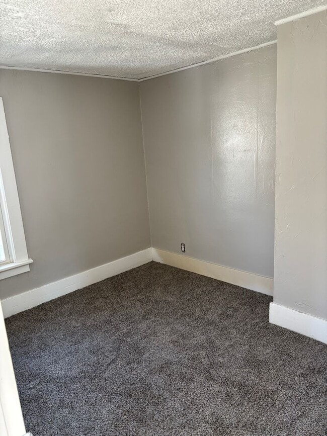 Photo - 3bd Single Akron Cash Pay/Section 8