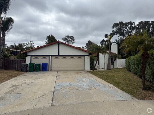Building Photo - 2728 Amberwood Dr Unit 1 Rental