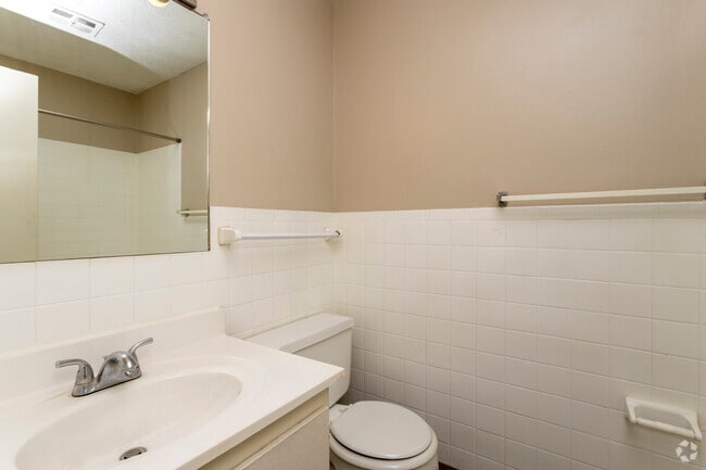 2HAB, 1,5BA - 900SF