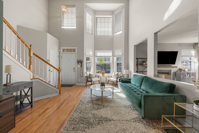 Photo - 2020 Juniper Ct