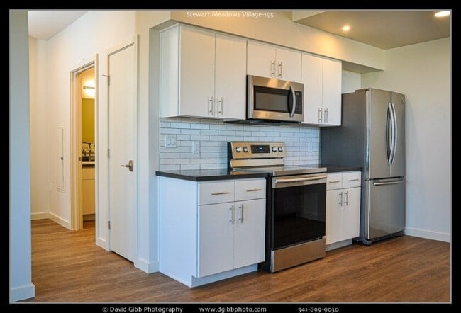 1566 Myers Ln Unit 102