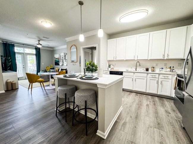 Photo - Grand Oak at Town Park