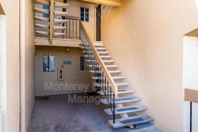 Photo - 3204 Golden Oaks Ln