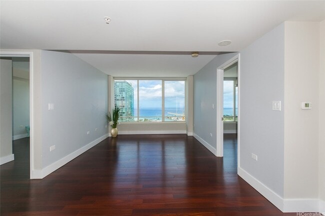 Building Photo - 1009 Kapiolani Blvd Rental