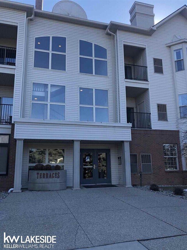 Photo - 39162 Hayes Rd Condo