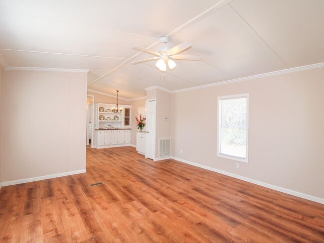 Photo - Recently Updated Manufactured Home!