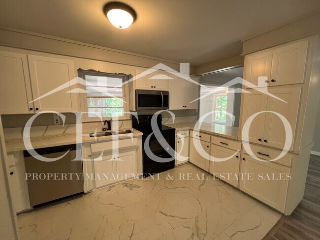 Photo - 421 Zellen Dr