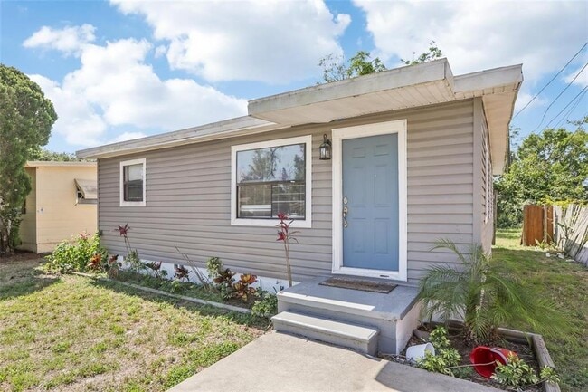 Photo - 2726 25th Ave N