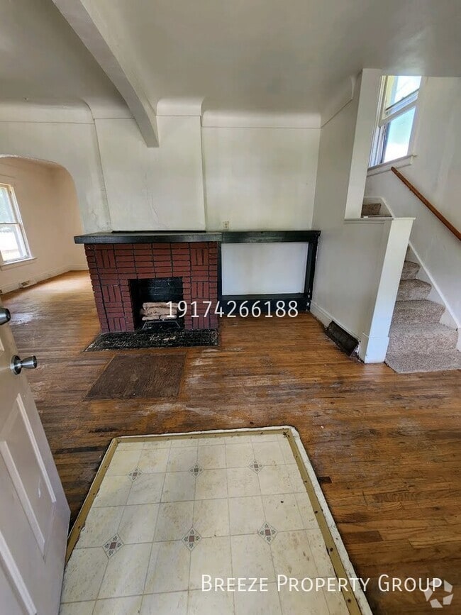 Building Photo - 713 Orchard St Rental