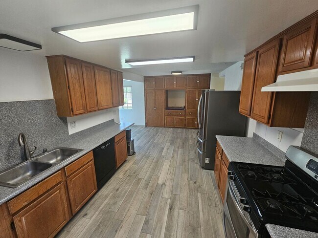 5091 Quail Cir