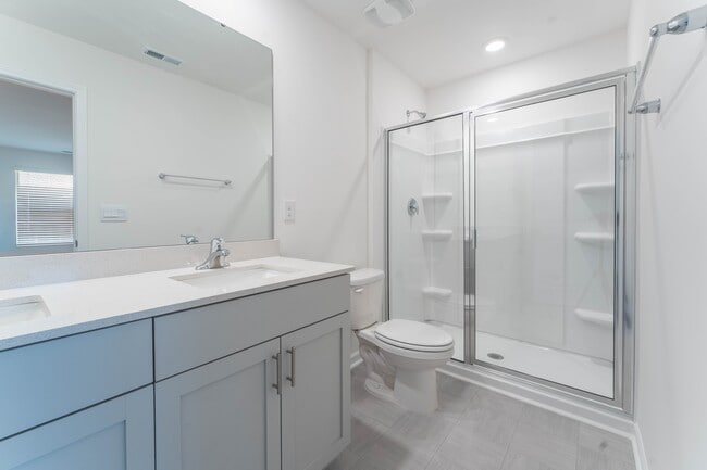 Photo - 390 Freestall Dr