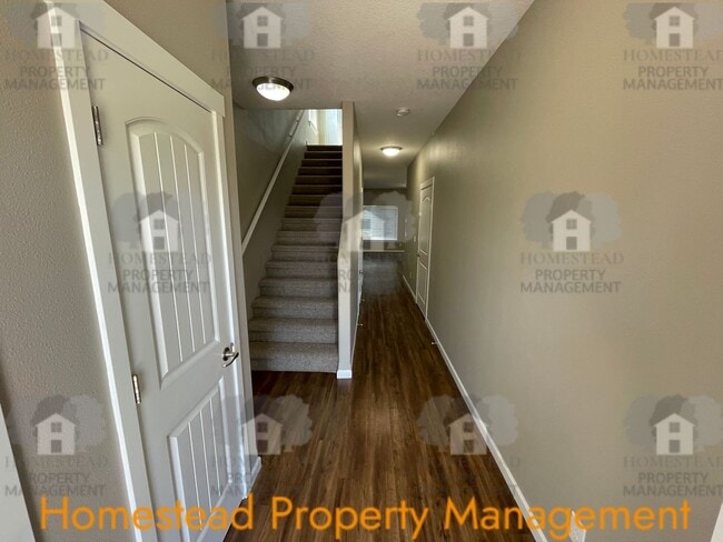 Photo - 1410-1412 Marigold Dr
