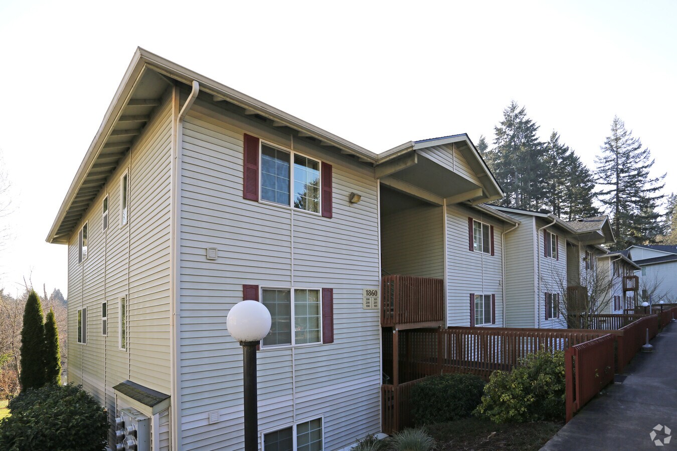 Cinnamon Lakes Apartments - Cinnamon Lakes Apartments