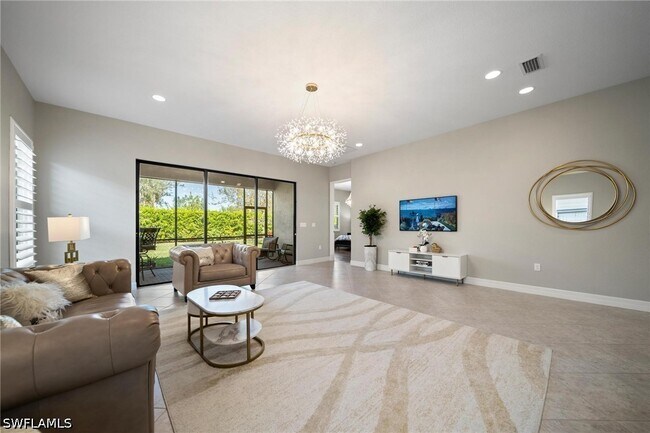 2866 Cinnamon Bay Cir