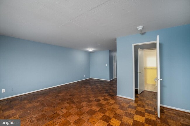 Photo - 1330 New Hampshire Ave NW Unit 902