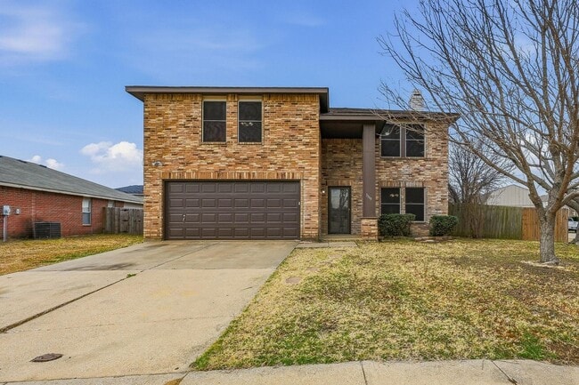 Building Photo - Huge 4 Bedroom Home in Mansfield ISD!