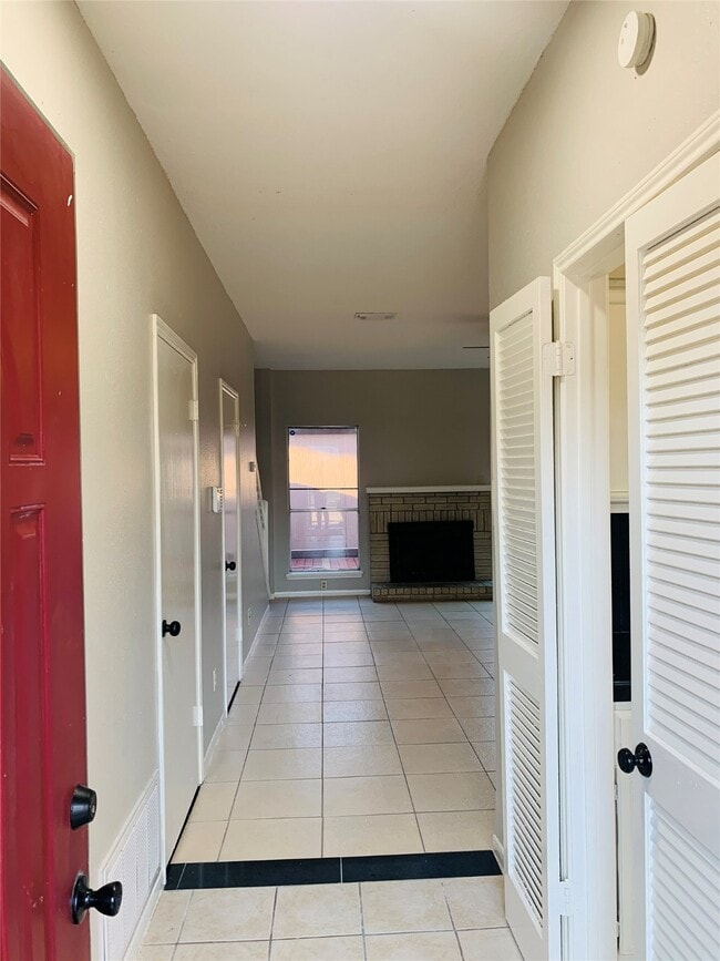 Photo - 12500 Brookglade Cir