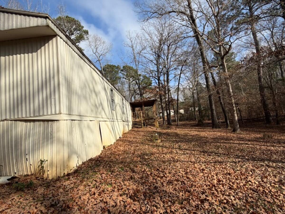 Photo - 162 Tally Ho Ln