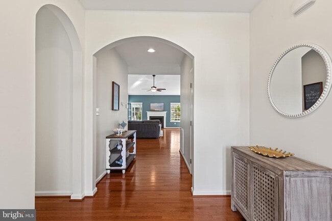 Photo - 29726 Vincent Village Dr