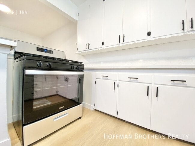 Photo - 902 Alandele Ave