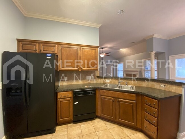Photo - 6253 Sycamore Dr
