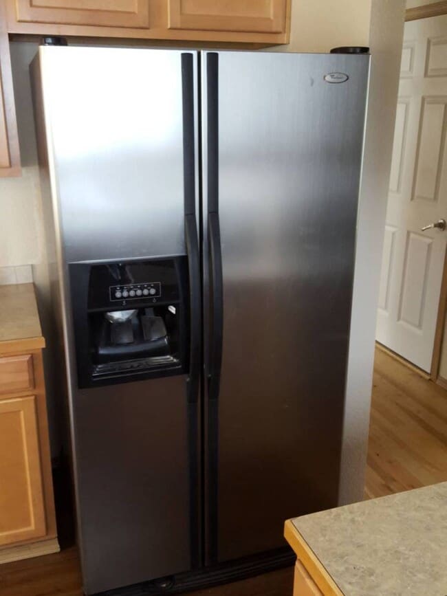 Photo - Application Pending - Nicely Renewed 4 bed 2.5 bath 2,050 sqft Home for Rent