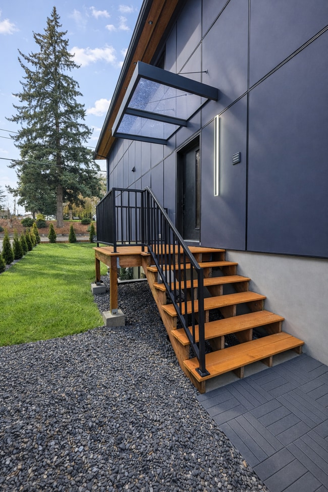 Photo - 1318 75th St SE Unit 2 Bed 1 Bath Apt